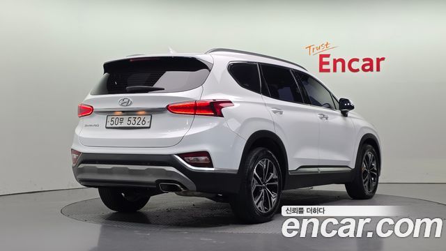 Hyundai Santafe 2020 — photo 2