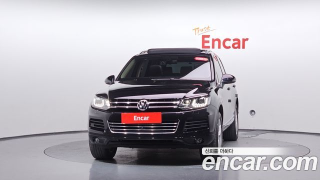 Volkswagen Touareg 2013 — photo 3