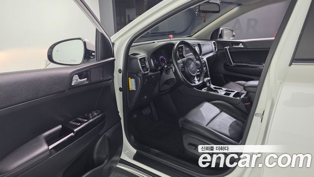 Kia Sportage 2018 — photo 13