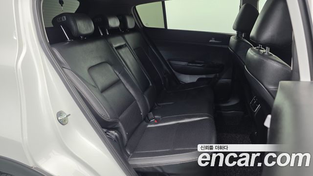 Kia Sportage 2018 — photo 18