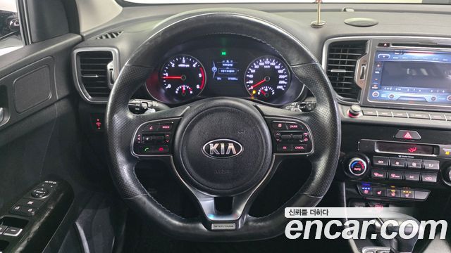 Kia Sportage 2018 — photo 19