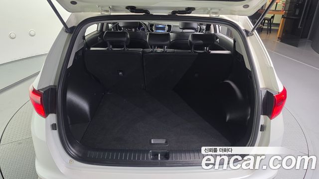 Kia Sportage 2018 — photo 26
