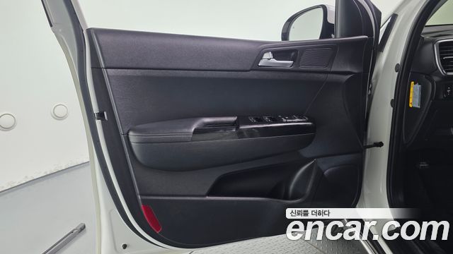 Kia Sportage 2018 — photo 14