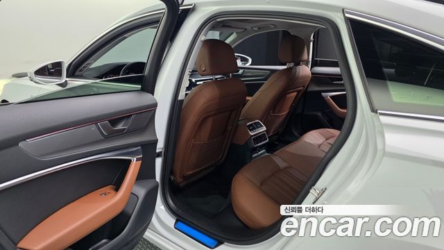 Audi A6 2020 — photo 16