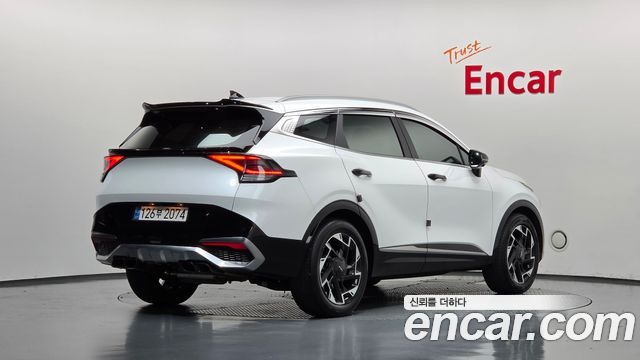 Kia Sportage 2023 — photo 2