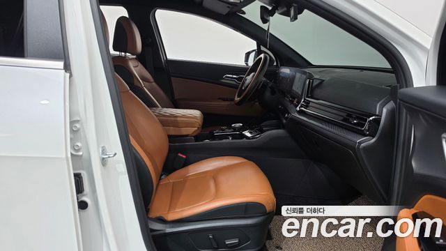 Kia Sportage 2023 — photo 16