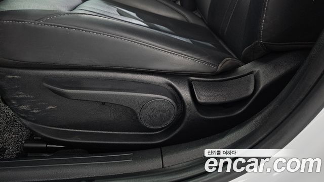 Hyundai Sonata 2023 — photo 30