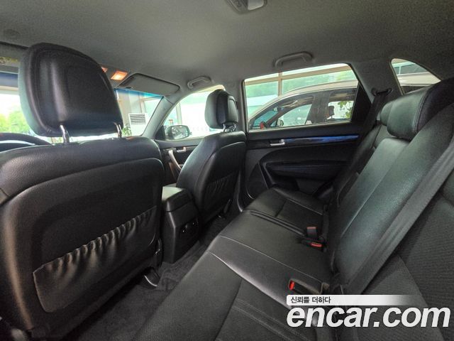 Kia Sorento 2012 — photo 9