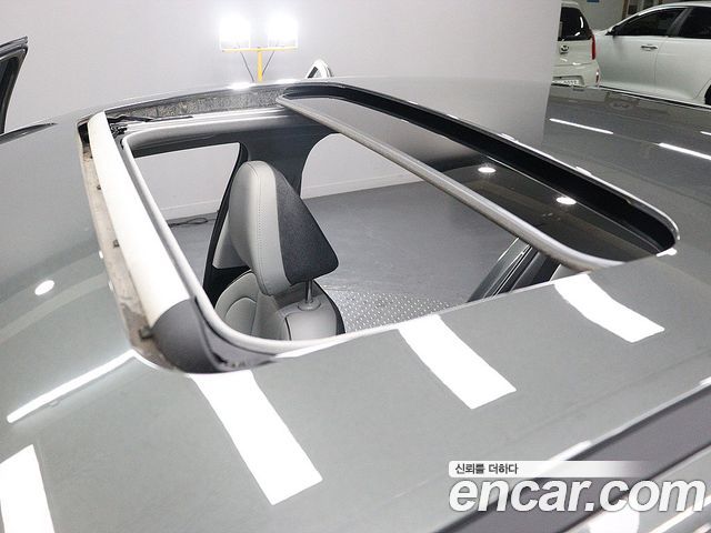 Hyundai AVANTE 2021 — photo 16