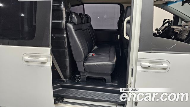 Hyundai Staria 2022 — photo 17