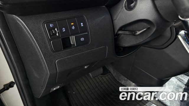 Hyundai Staria 2022 — photo 27