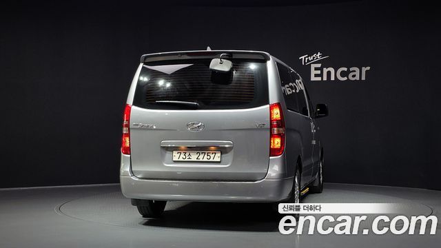 Hyundai Starex 2017 — photo 4