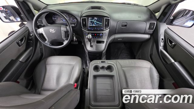 Hyundai Starex 2017 — photo 7