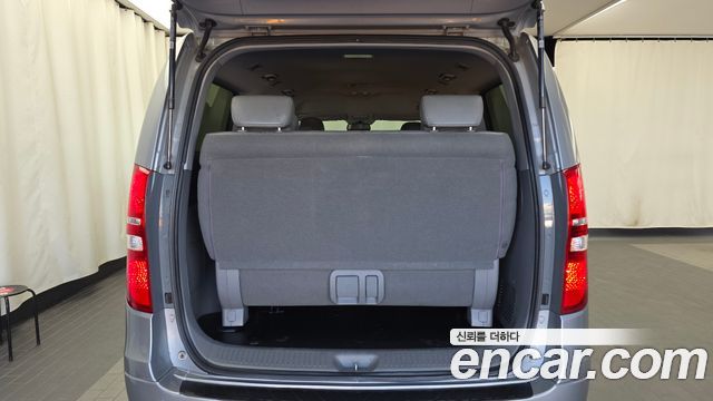 Hyundai Starex 2017 — photo 20