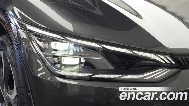 Kia EV6 2022 — photo 8