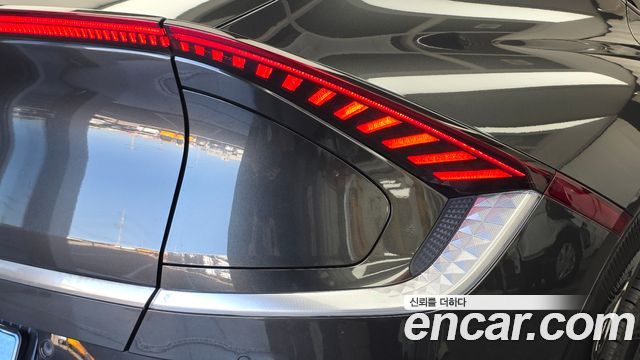 Kia EV6 2022 — photo 9