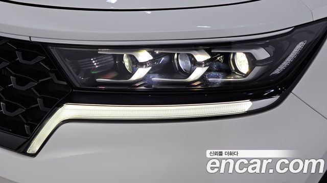 Kia Sorento 2022 — photo 8