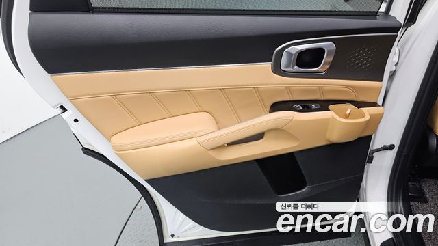 Kia Sorento 2022 — photo 15