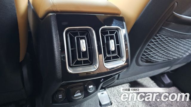 Kia Sorento 2022 — photo 32