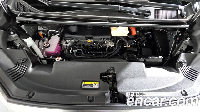 Toyota Alphard 2025 — photo 6