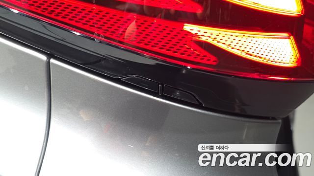 Toyota Alphard 2025 — photo 28