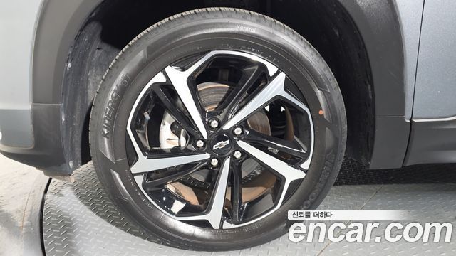 Chevrolet Korea Trailblazer 2022 — photo 5