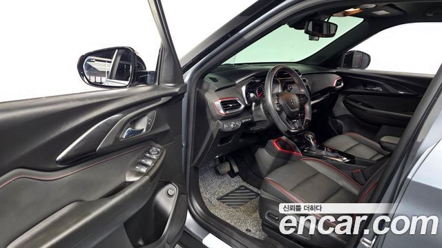 Chevrolet Korea Trailblazer 2022 — photo 13