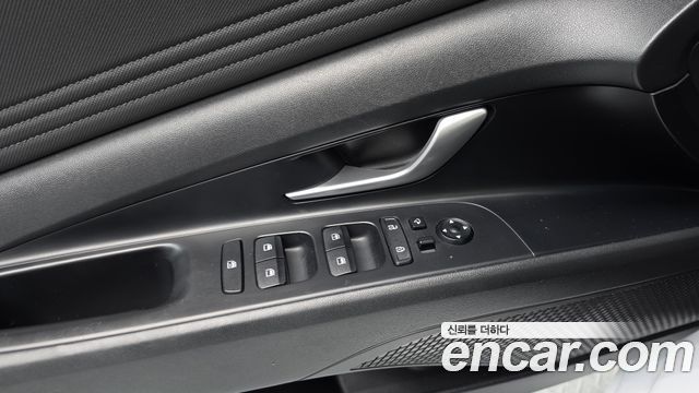 Hyundai AVANTE 2021 — photo 22