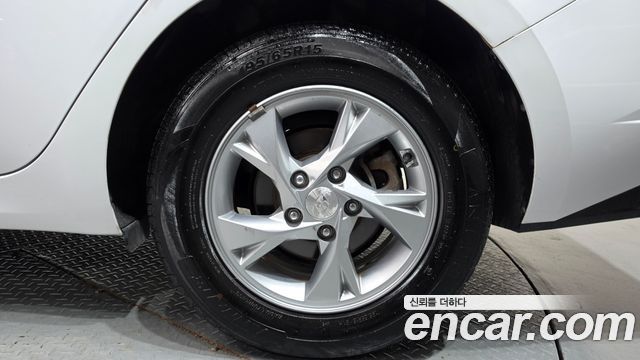 Hyundai AVANTE 2021 — photo 7
