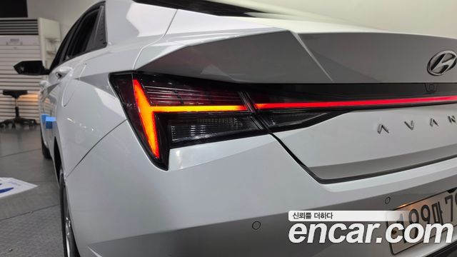 Hyundai AVANTE 2021 — photo 9