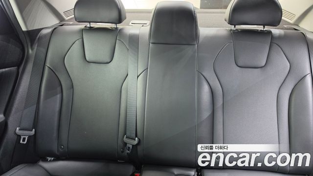 Hyundai AVANTE 2021 — photo 30
