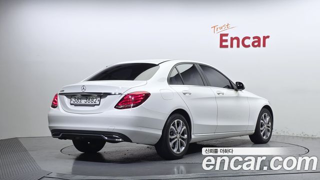 Mercedes-Benz C-Class 2015 — photo 2