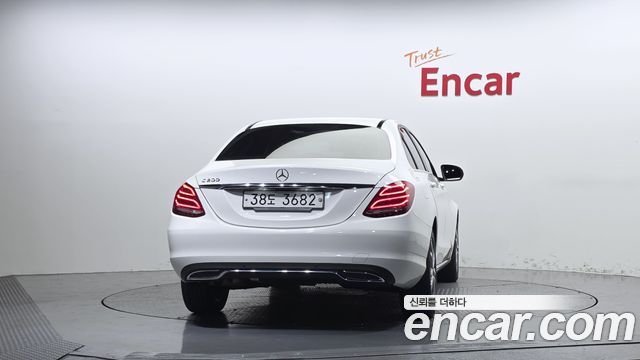 Mercedes-Benz C-Class 2015 — photo 4