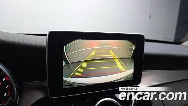 Mercedes-Benz C-Class 2015 — photo 16