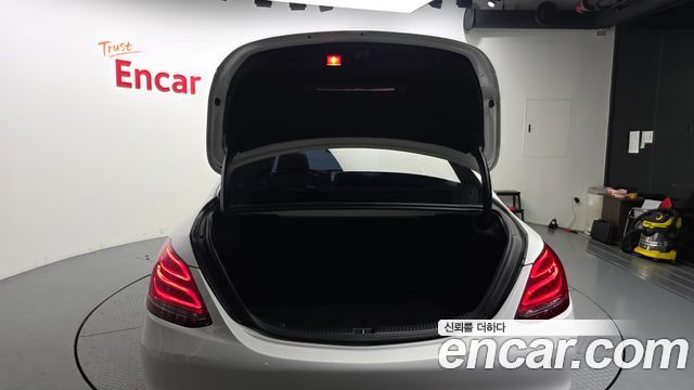 Mercedes-Benz C-Class 2015 — photo 20