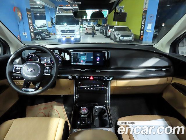Kia Canival 2021 — photo 5