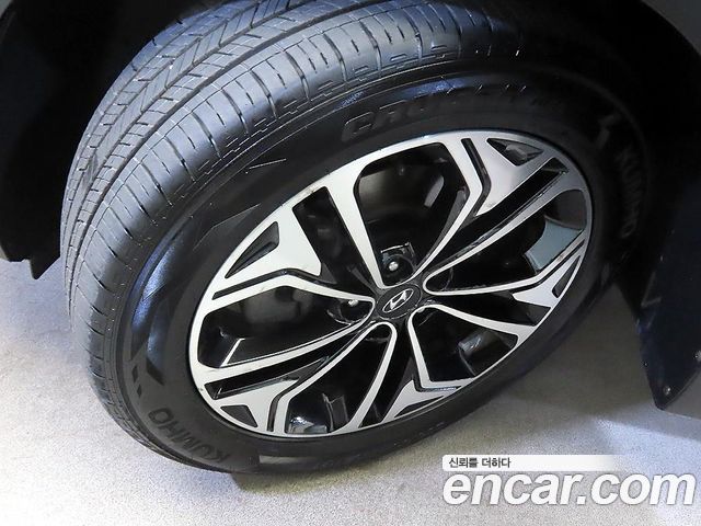 Hyundai Santafe 2019 — photo 20