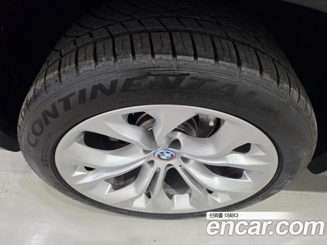 BMW X6 2018 — photo 19