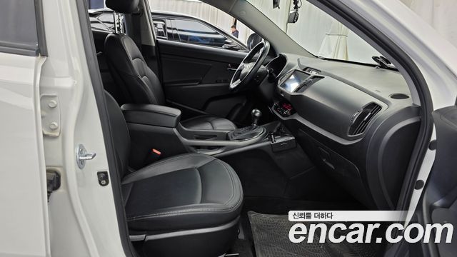 Kia Sportage 2013 — photo 11