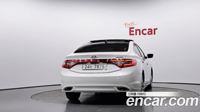 Hyundai Grandeur 2011 — photo 4
