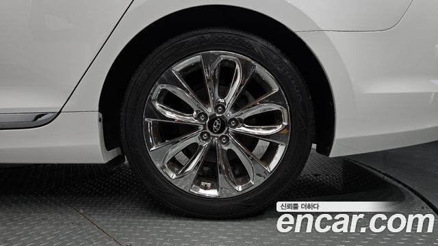 Hyundai Grandeur 2011 — photo 7