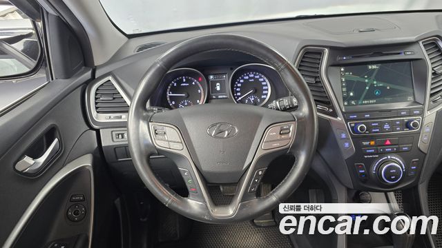 Hyundai Santafe 2016 — photo 13
