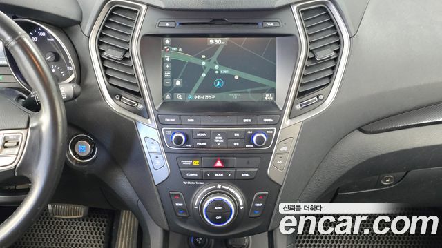Hyundai Santafe 2016 — photo 14