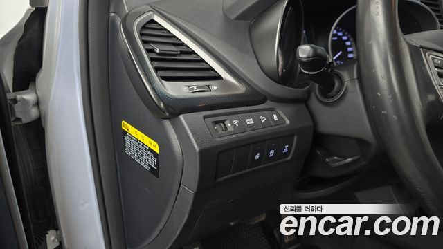 Hyundai Santafe 2016 — photo 16