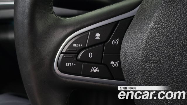 Renault Korea SM6 2023 — photo 22