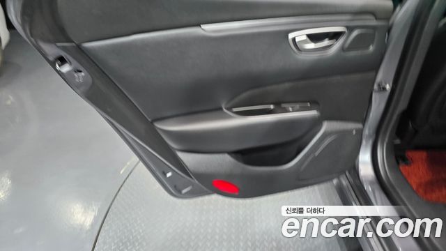 Renault Korea SM6 2023 — photo 15