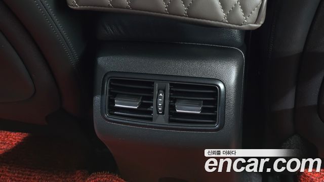 Renault Korea SM6 2023 — photo 29