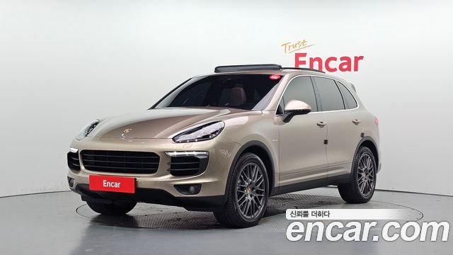 Porsche Cayenne 2015 — photo 1