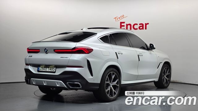 BMW X6 2022 — photo 2