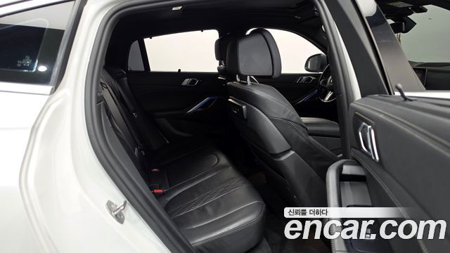BMW X6 2022 — photo 17
